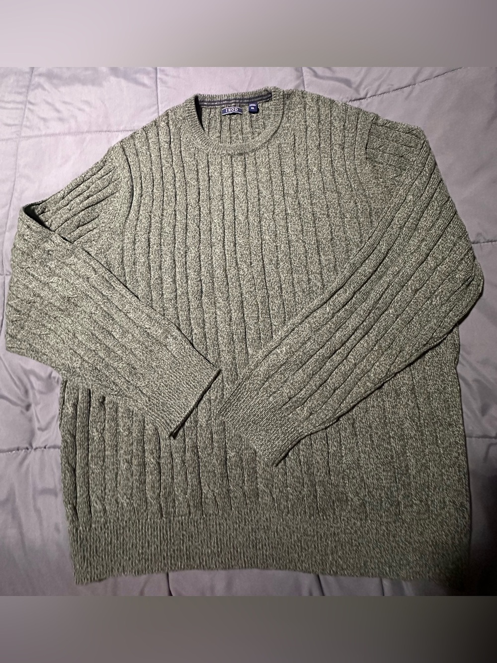 Izod Men's Olive Ribbed Cable Crewneck Sweater